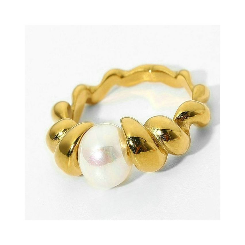 Gold Plating S.Steel and White Pearls Ring