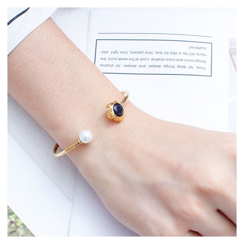 Black Glass stone Minimalist Women-c 6g - 2.5mm